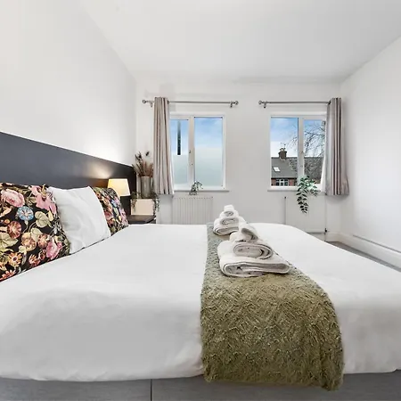 Powdermill Lodge Hanworth Esterno foto